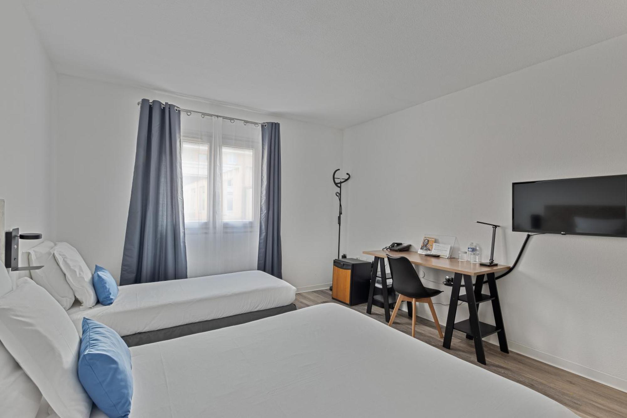 Hotel Provence Draguignan Bagian luar foto